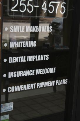 Arlington Comfort Dental Arlington Heights.  Advertise your services on your storefront in an easy to read quick list.
